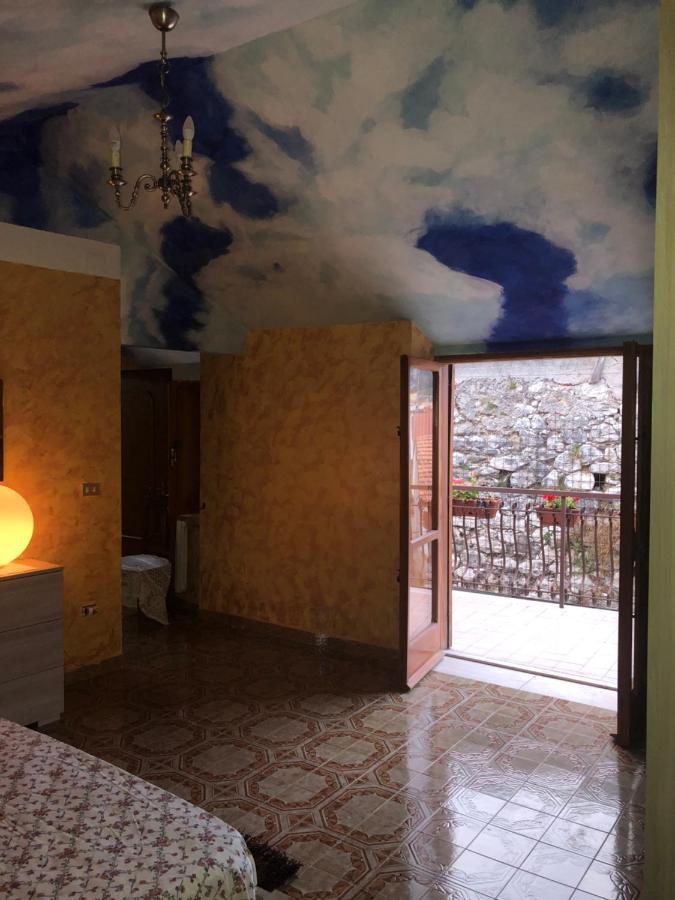 Bed And Breakfast Il Cavaliere Pozzilli Eksteriør billede